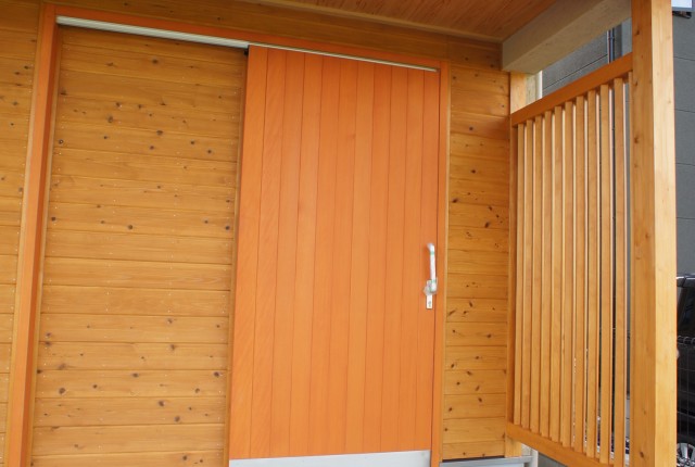 タミヤ製　木製玄関ドア（引戸）